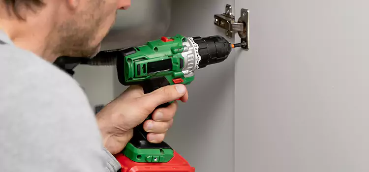 Commercial Door Hinge Repair Delano