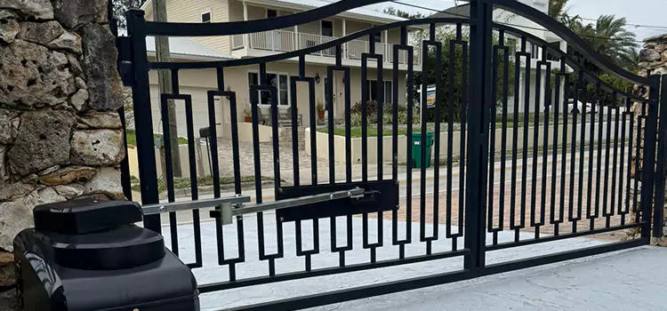 Swing Gate Opener with Keypad Delano