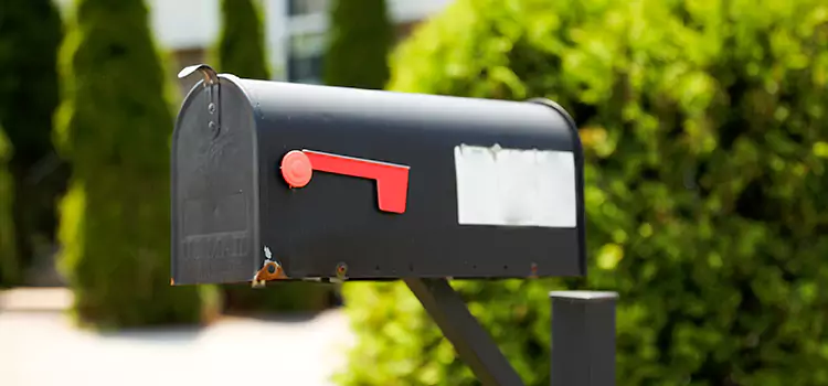 Secure Mailboxes for Packages Delano